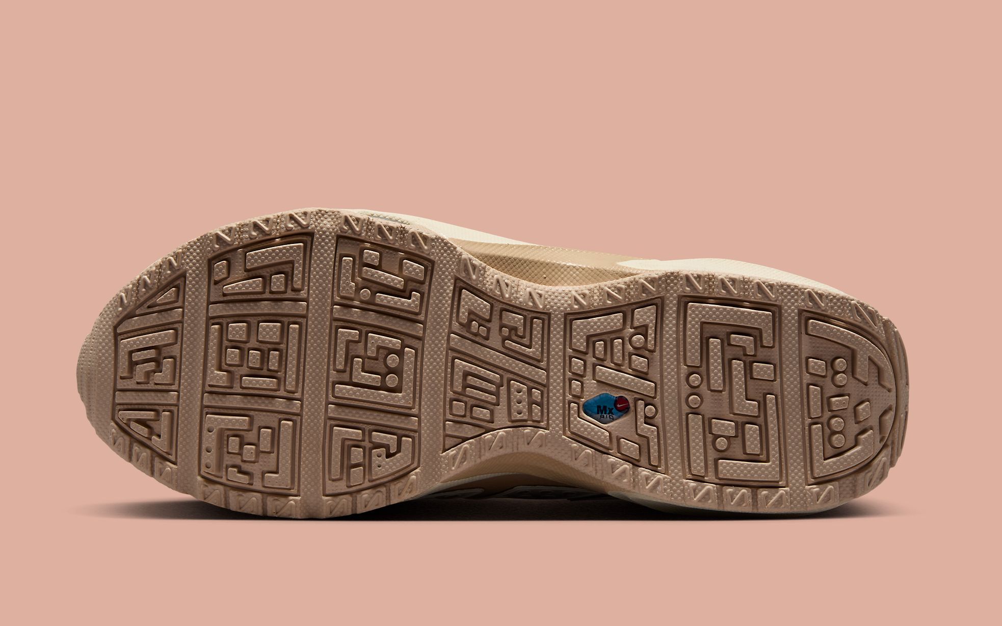 The Premium-Built Nike Air Max Sunder “Hemp” Hits Shelves