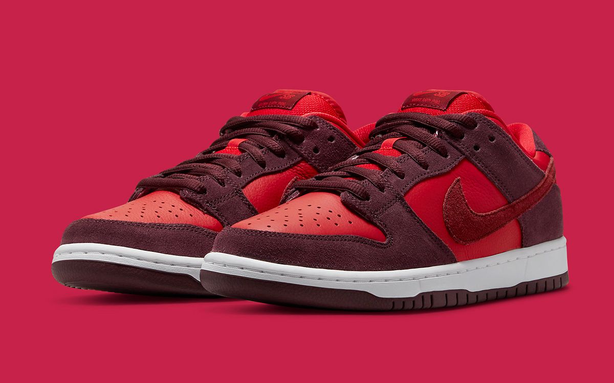 Official Images // Nike SB Dunk Low “Cherry” | House of Heat°
