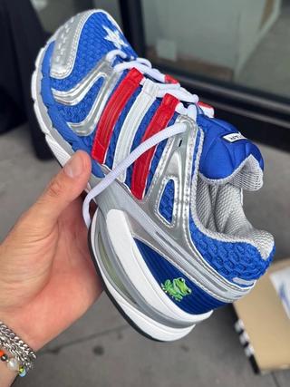 Custom adidas AdiStar Control 5 by Sneaker Room (2025). Photo via Sneaker Room.