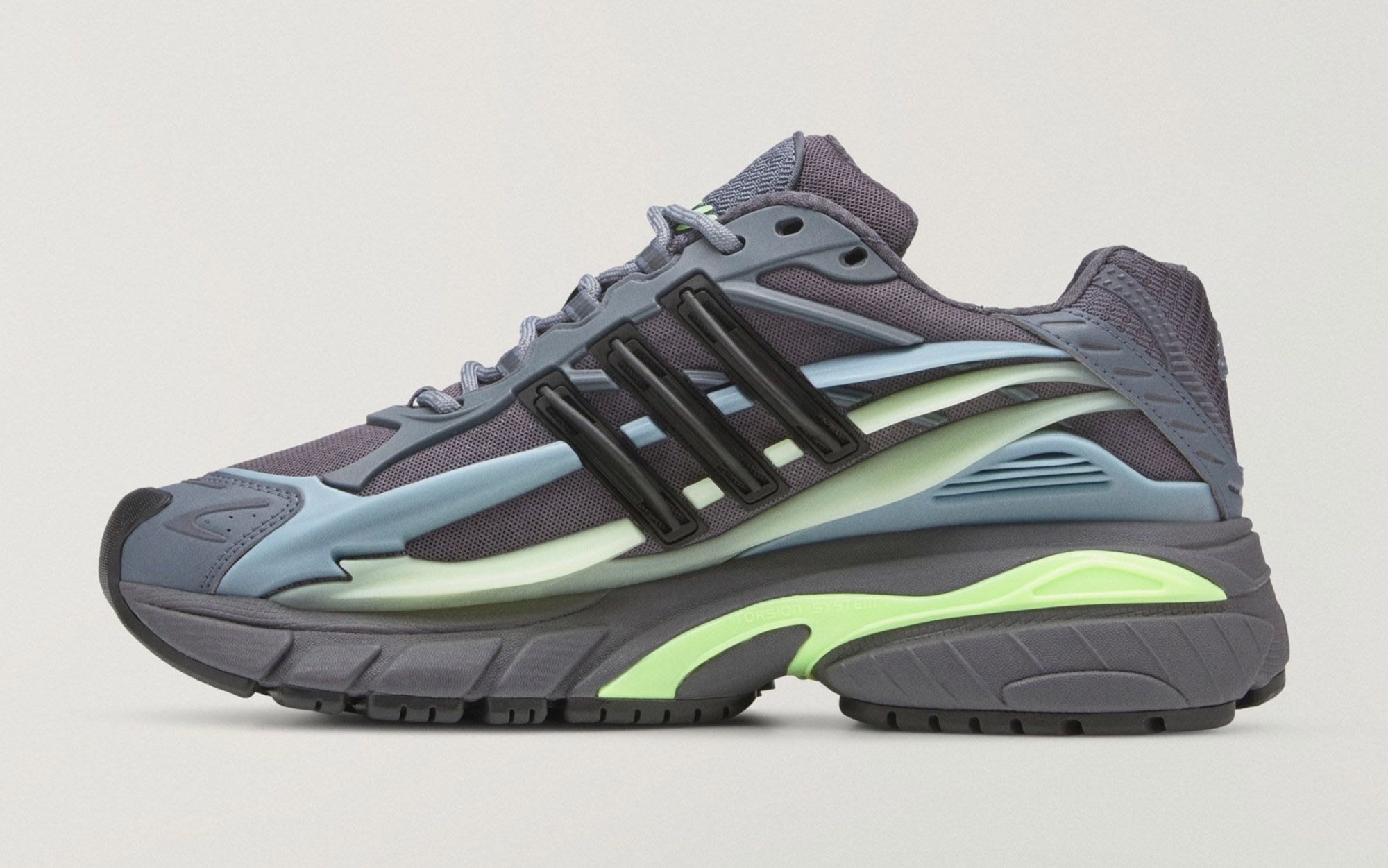 Pharrell x VIRGINIA Adistar Jellyfish "Onix" (SKU: KH6728). Photo via adidas.