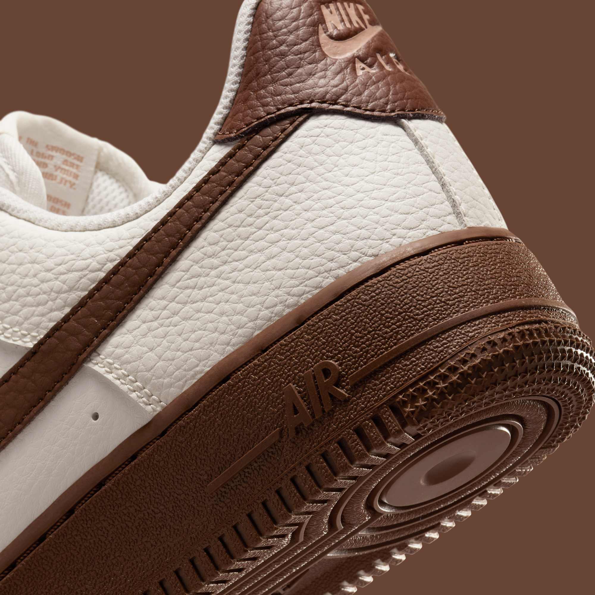 Nike Air Force 1 Low 
