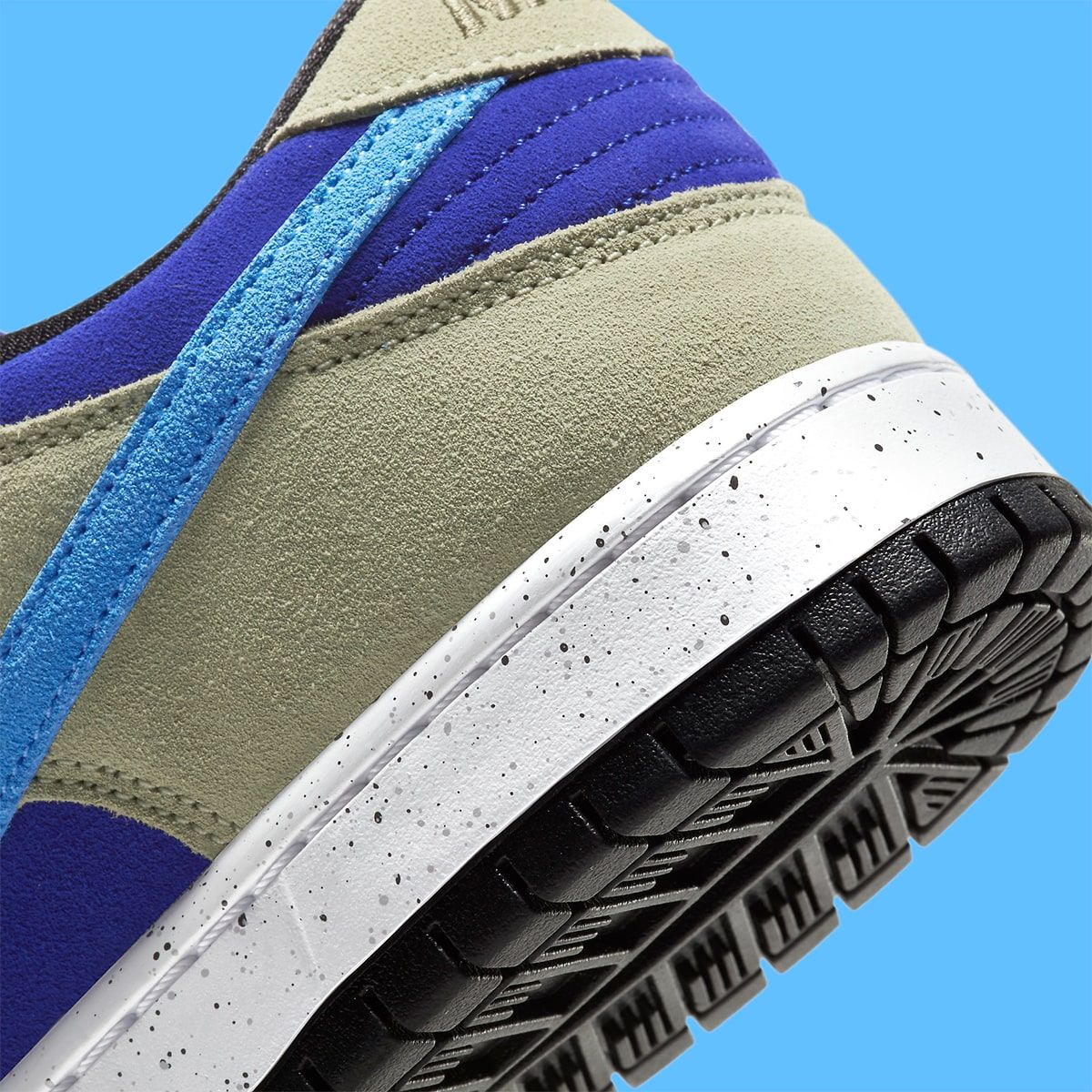 nike sb dunk low acg caldera