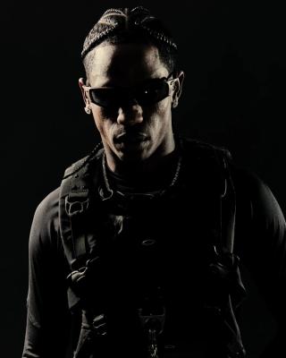 Travis Scott signs partnership with Oakley.
