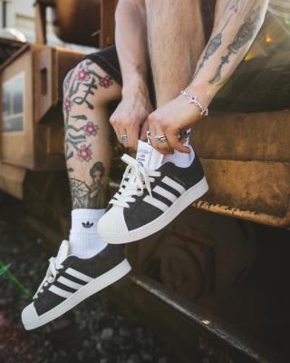 adidas Superstar II Gets a Los Angeles Spin with Qias Omar