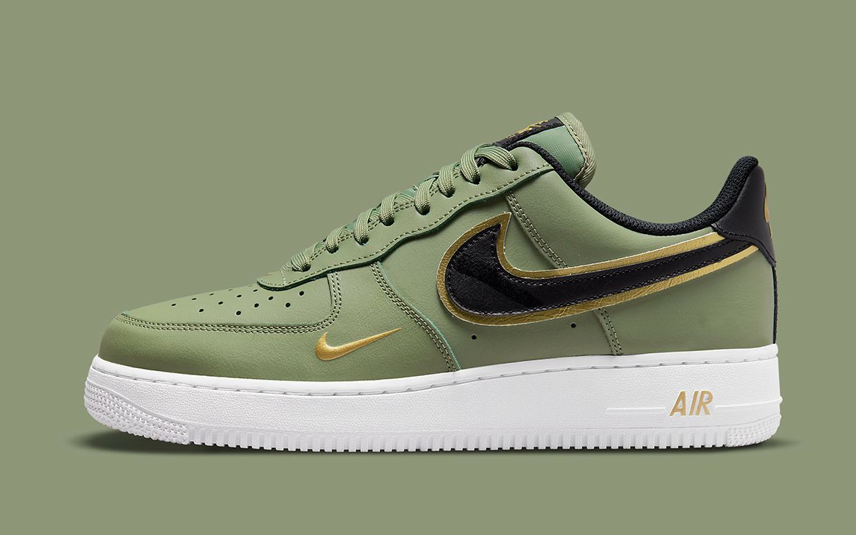 Airforce 1 Double Swoosh Olive Gold Black ⚫️ This pair fits perfectly for  any occasion 👌 Grab yourself a pair and send me a DM 📲
