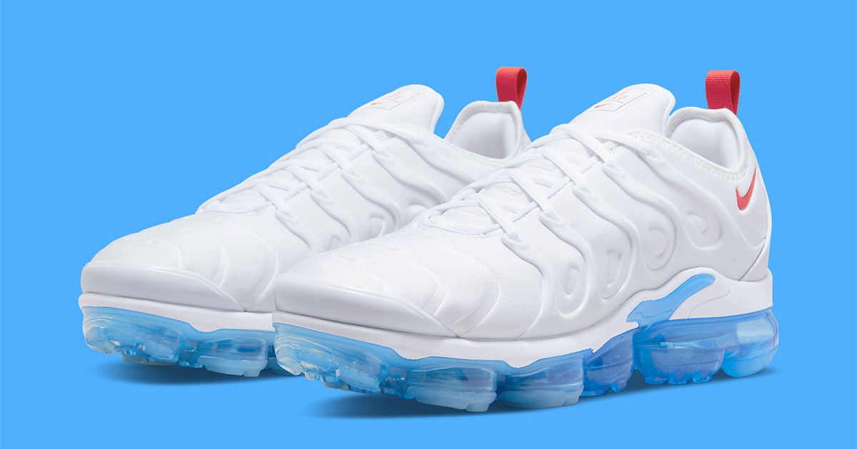 Available Now // This New VaporMax Plus is a Perfect Flex for Fourth of ...