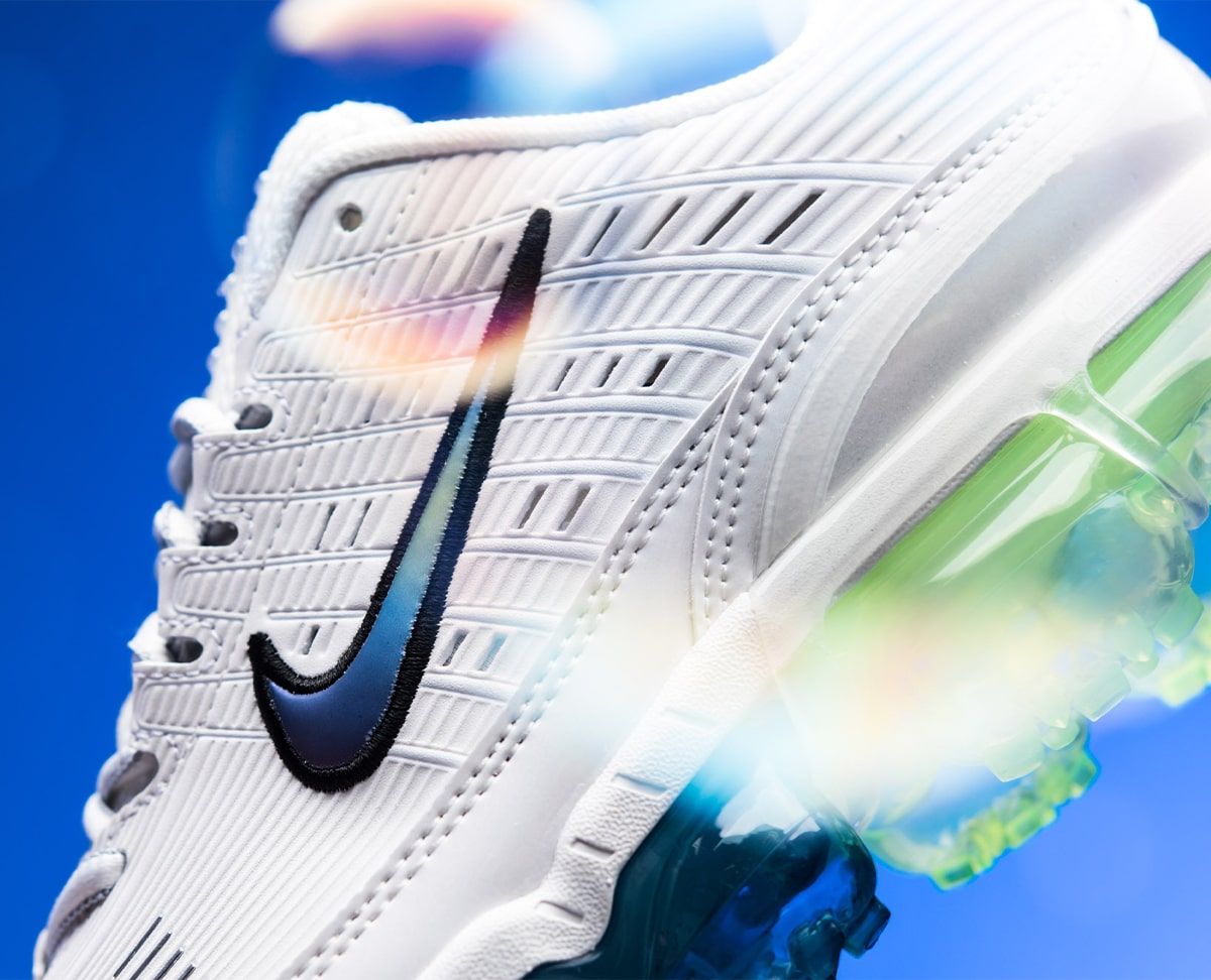 nike air vapormax 360 summit white