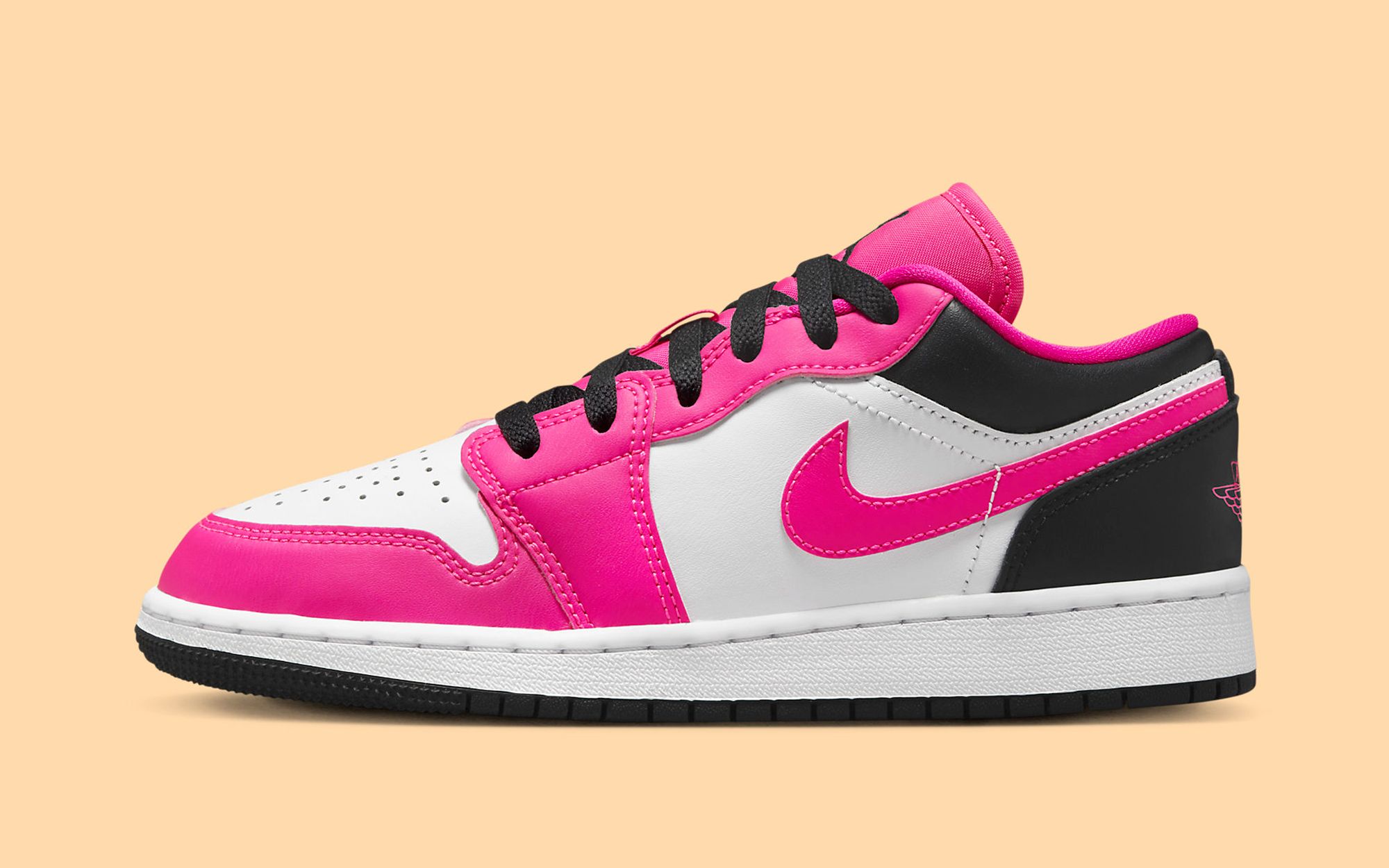 スニーカー Nike Air Jordan 1 Low Fierce Pink Black DZ5365-601 Nike Air Jordan 1 Low GS “Fierce Pink/Black White” 6Y