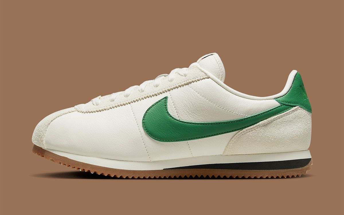 NIKE ☆ Cortez ‘Aloe Verde’ Nike Cortez Aloe Verde Review& On foot - YouTube