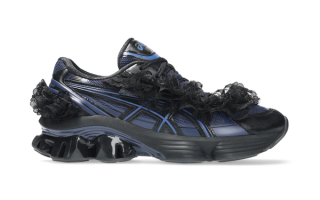 SHUSHU/TONG x ASICS GEL-KINETIC FLUENT™ in a "Navy/Black" color scheme.