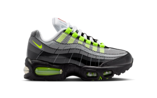 Big Kids' LEGO® x Air Max 95 in a "Black/Dark Smoke Grey/Smoke Grey/Metallic Silver" color scheme.