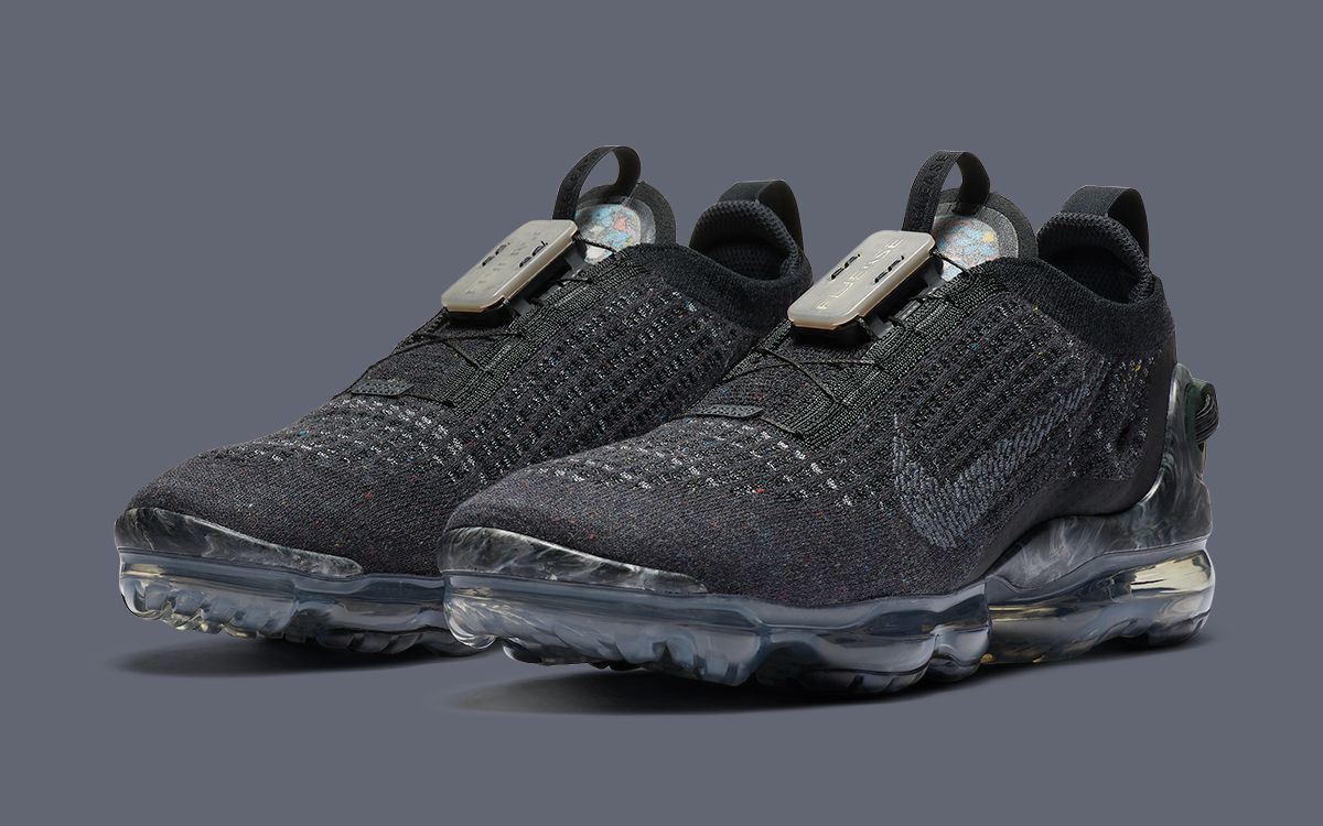 Air vapormax 2 black hotsell dark grey