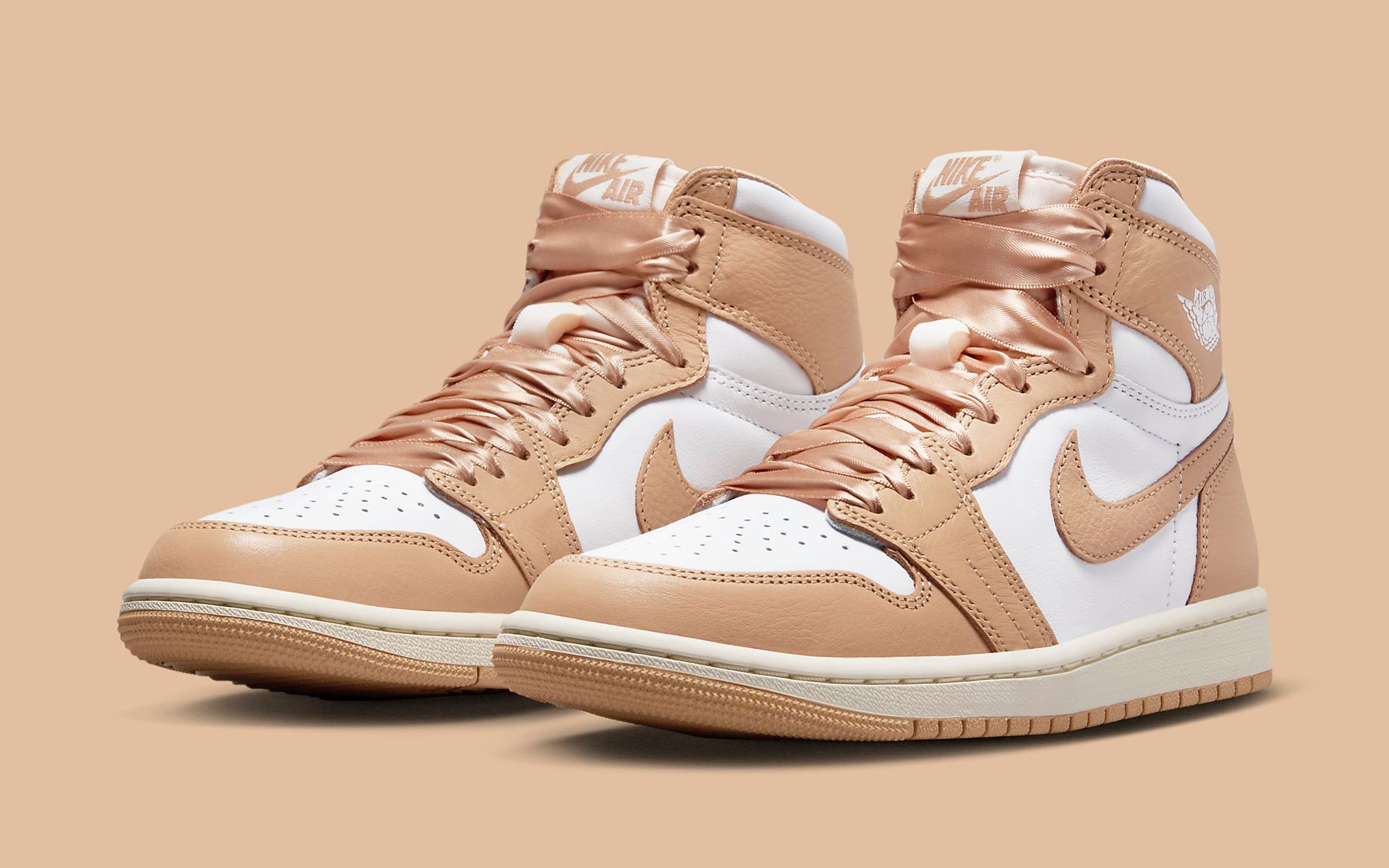 Official Images Air Jordan 1 High OG Praline House of Heat