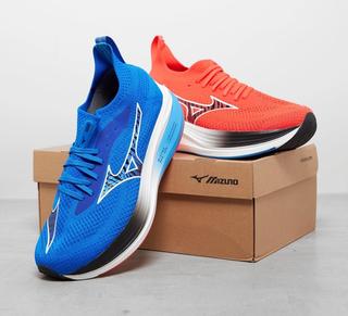 Mizuno Wave Creation 23