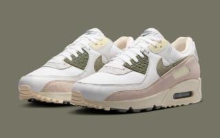 The Air Max 90 Sail, Surfaces House and With of Heat° Accents | Beige Olive