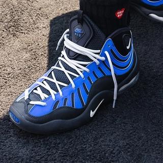Nike Air Bakin OG "Varsity Royal" sneaker.