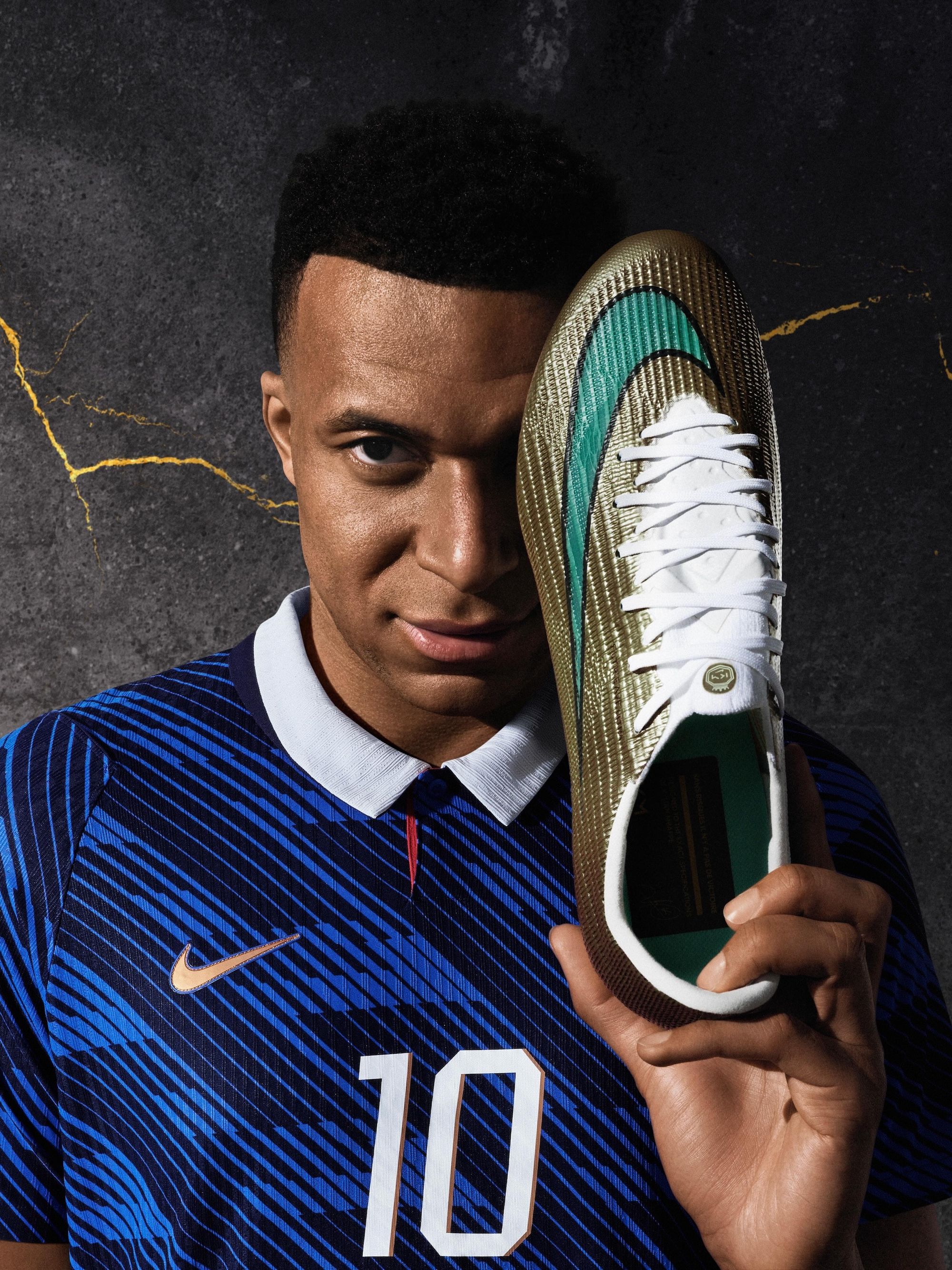 Kylian Mbappé with his golden Nike Mercurial Superfly 11. Photo via Nike.