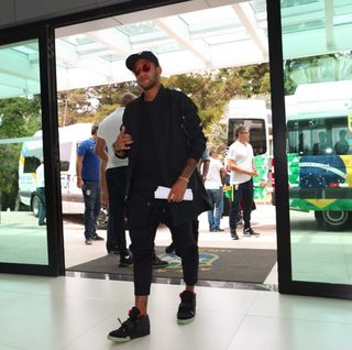 neymar nike air yeezy 2 solar red