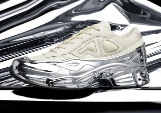 raf simons adidas EE7945 RS OZWEEGO 01 min