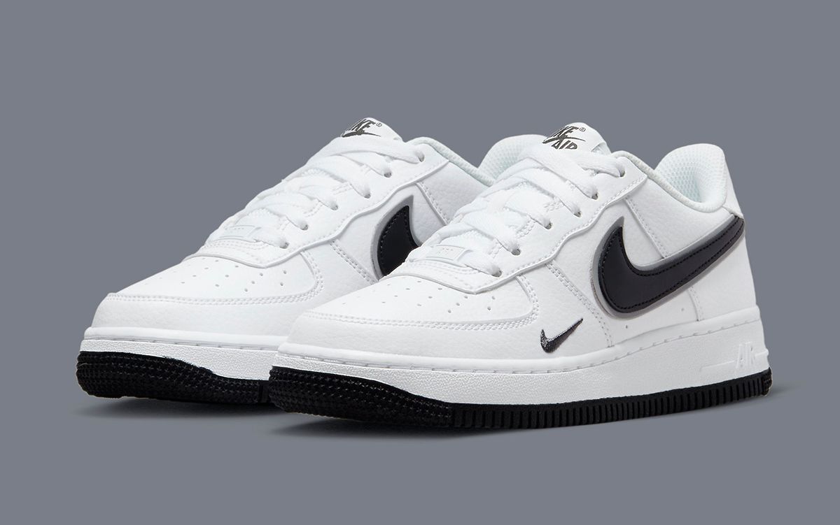 White nike sale black swoosh