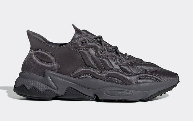 adidas ozweego neoprene black