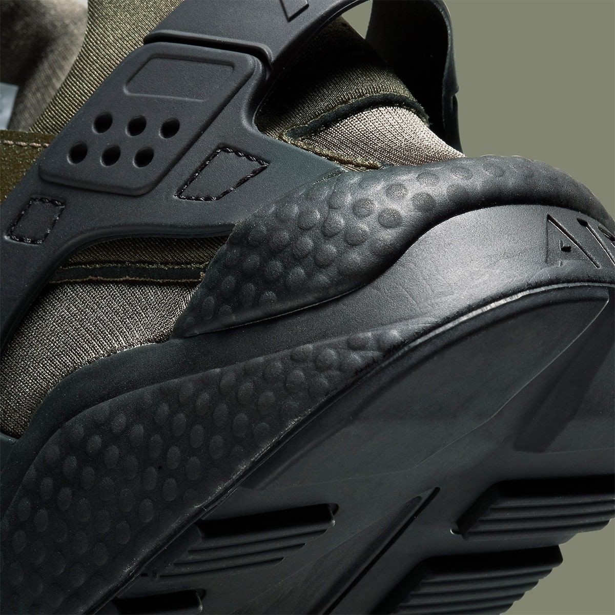 Khaki and black outlet huaraches