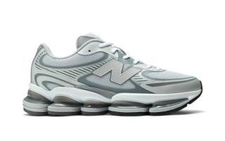 New Balance 2000 "White/Grey" sneaker.