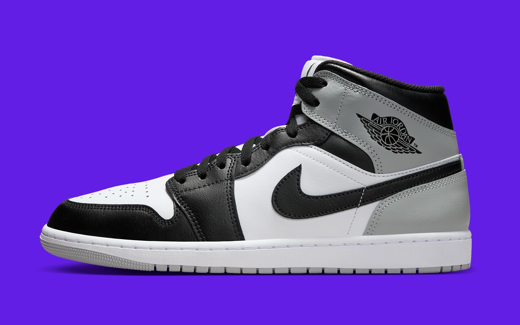 Nike Women's Air Jordan 1 Mid 