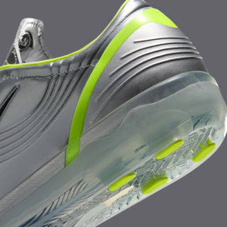 Nike Cryoshot "Mercurial Vapor 1" (Chrome/Lime; SKU: IQ8161-001). Photo via Nike.