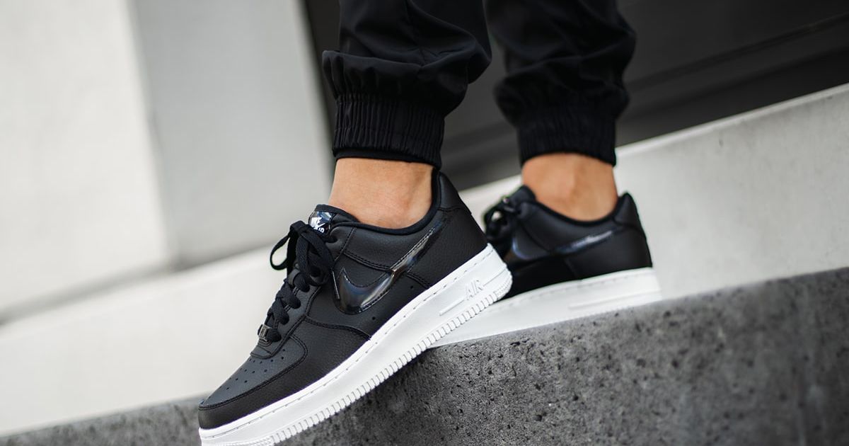 black iridescent air force 1