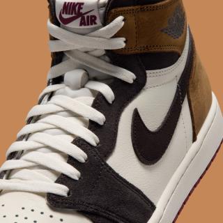 Air Jordan 1 High OG "Love Letter" (SKU: DZ5485-201). Photo via Nike.