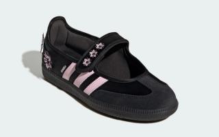 Women's adidas Samba Jane "Black/Pink" (SKU: KZ5668). Photo via adidas.