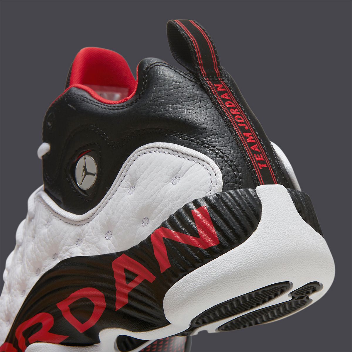 Jordan jumpman team 2 clearance release date