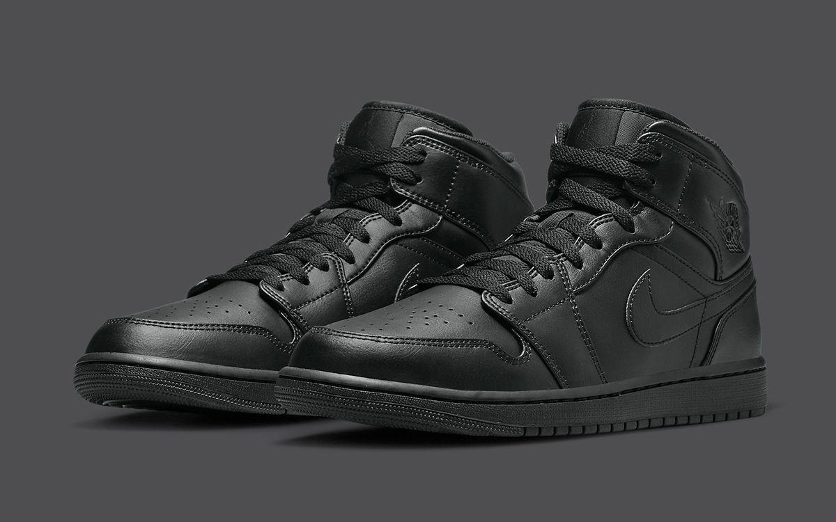 Aj 1 shop all black