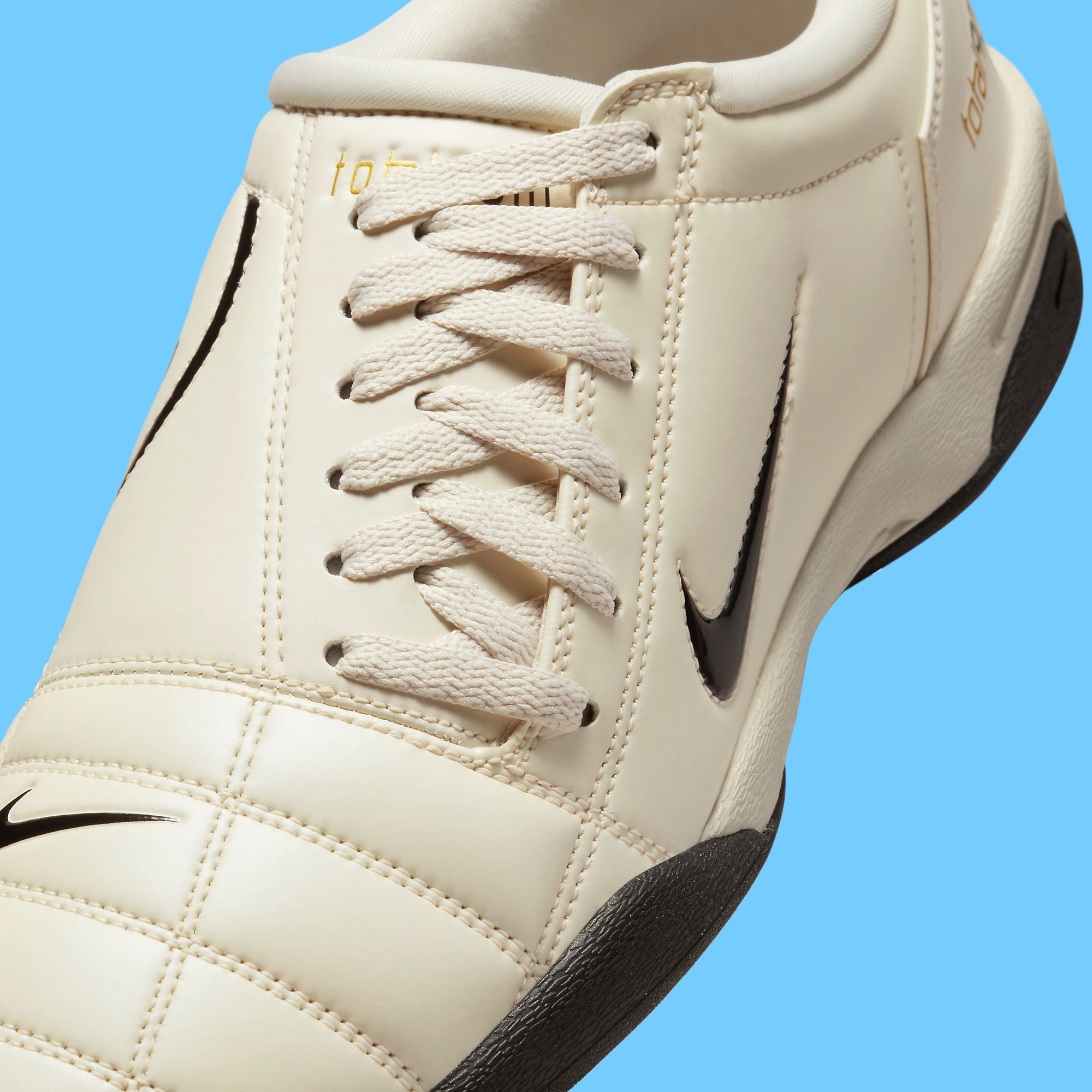 ★早期完売★Nike トータル90 Light Orewood Brown Nike Air Max 90 “Light Orewood Brown” Release Info | Hypebeast