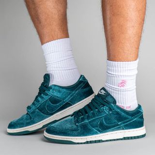 Where to Buy the Nike Dunk Low “Green Velvet” | House of Heat°