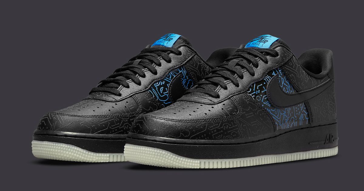 nike air force 1 low black gold