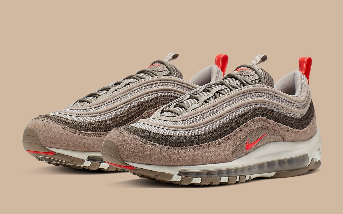 Air max 97 hotsell moon particle bright crimson