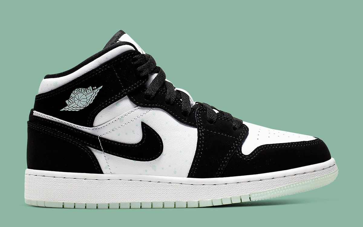 Jordan 1 white 2024 black teal tint