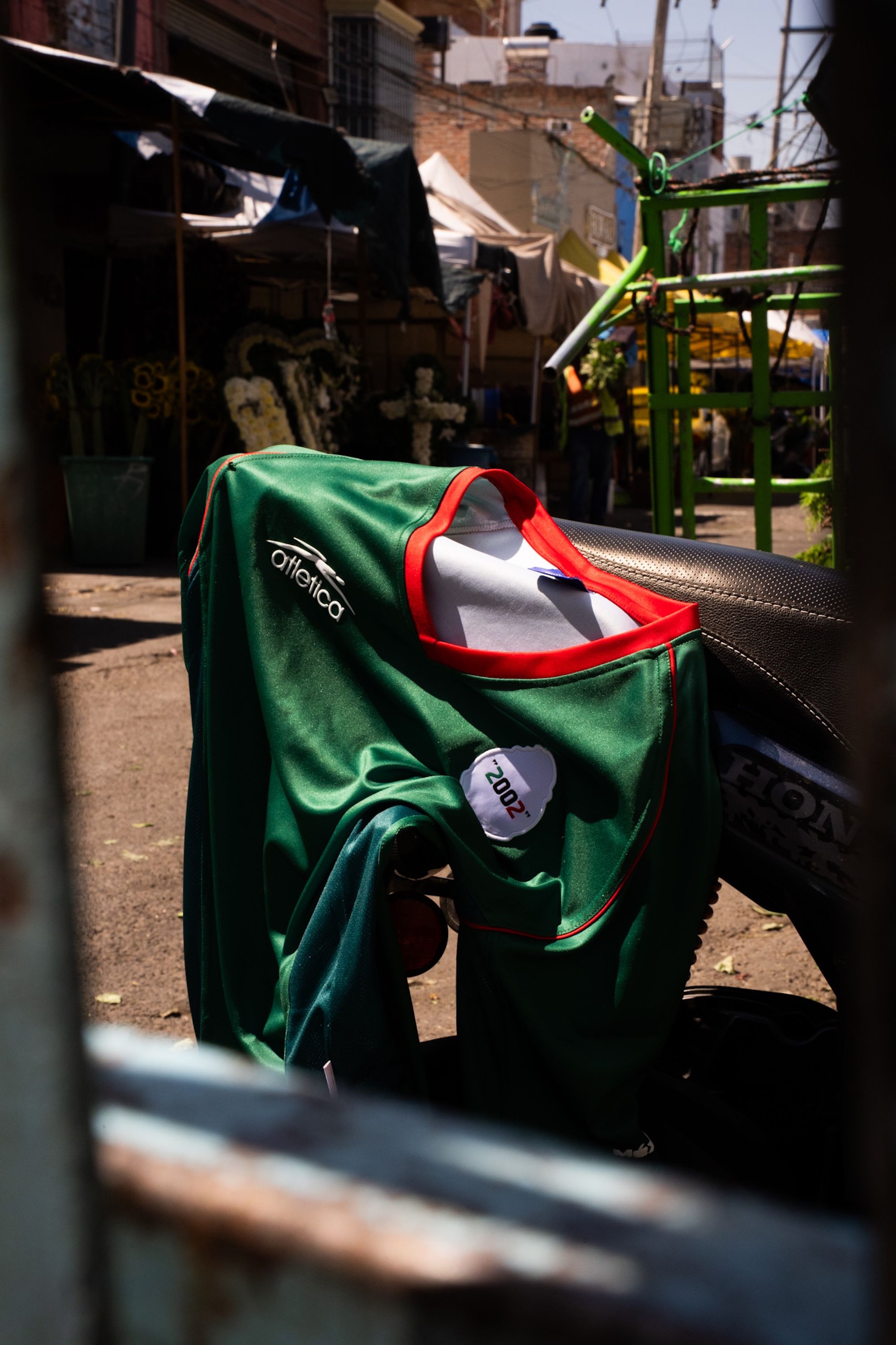 Mexico 2002 Home Jersey Reissue by Atlética (green). Photo via Atlética/MARGO STUDIO.