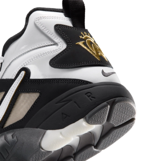 Well Off Forever x Nike Air DT Proto '92 "White/Black" (SKU: JF7593-100). Photo via Nike.
