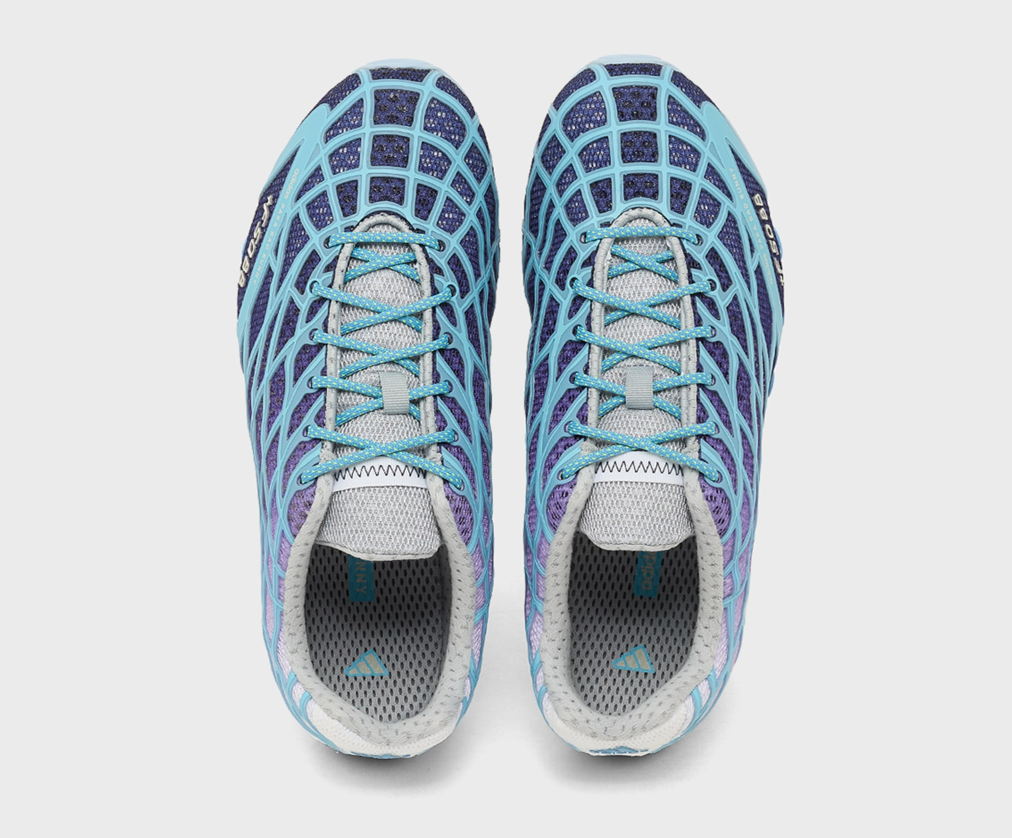 Bad Bunny x adidas F50 Ghost Sprint "Dark Marine" (SKU: KI9450). Photo via Solebox.