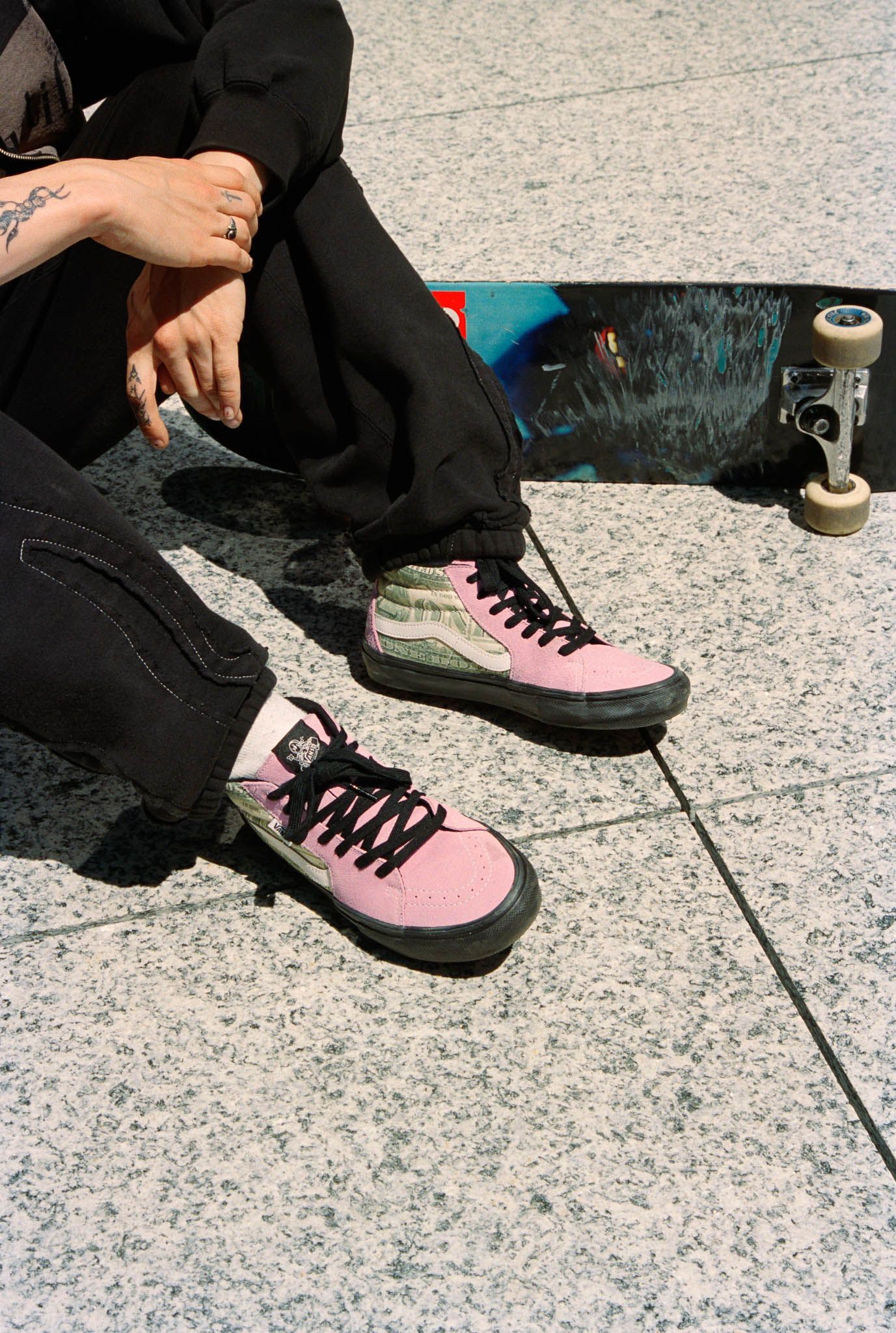 Vans x sales supreme rose