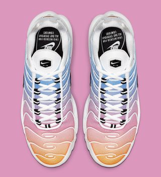 Available Now // Nike’s Air Max Plus Comes in Captivating Cotton Candy ...