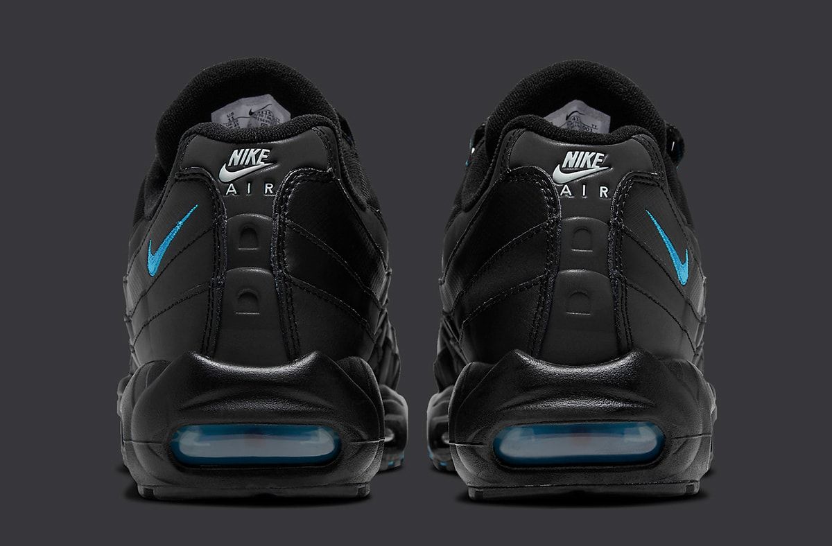 nike air max 95 black laser blue