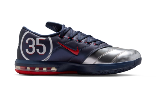 PSG x Nike KD 6 "Metallic Silver" (SKU: IU0593-001). Photo via Nike.