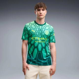 Manchester City 26/27 Goalkeeper Short-Sleeve Jersey in green by PUMA.