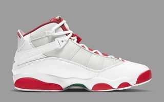 Sneaker Bar first broke the news that the Air Jordan 4 Retro