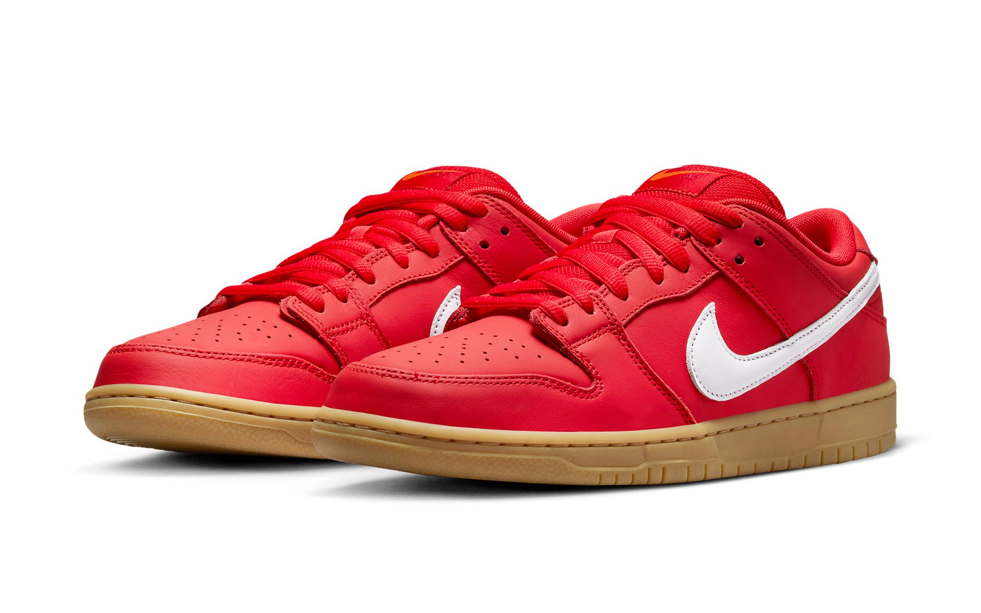 Official Images // Nike SB Dunk Low “Red Gum” | House of Heat°