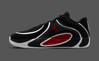 Jordan Tatum 4 "Bred" basketball shoe.
